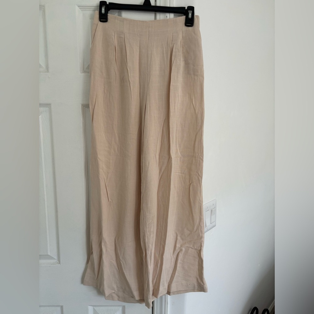 Elegant Beige Women's pants